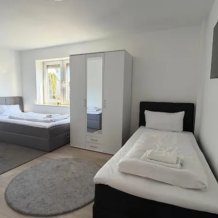 Moderne Maisonette-wohnung Mit Garten In Fuer 7 Personen * Niestetal