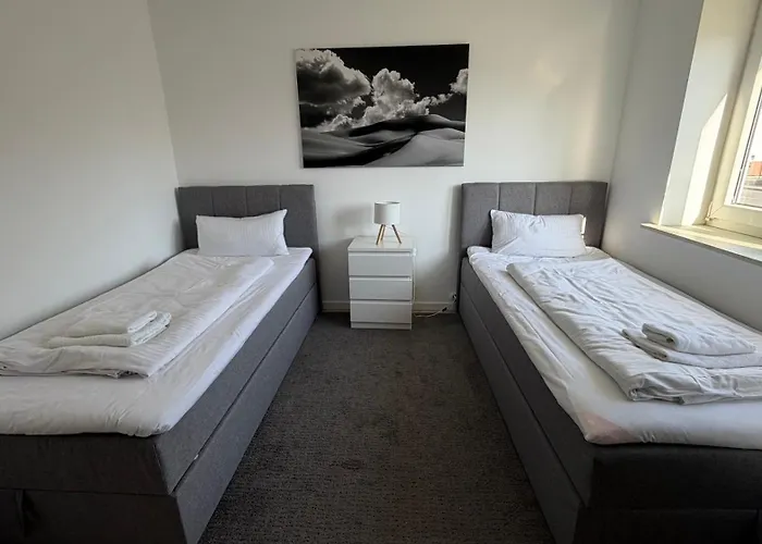 Moderne Maisonette-wohnung Mit Garten In Fuer 7 Personen Appartement *