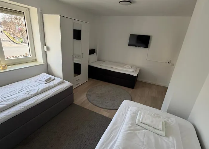 Moderne Maisonette-wohnung Mit Garten In Fuer 7 Personen